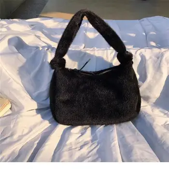 Blød Plys Små Håndtasker for Kvinder Vinter Fashion Damer Hobos Skulder Tasker Luksus Faux Fur Kvindelige Kobling Pung Mini Tote