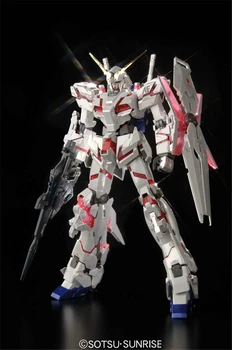 Bandai Gundam MG 1/100 RX-0 Unicorn Ver.Ka Titanium Finish Samle Model Kits, Action Figurer, Plast Model Legetøj