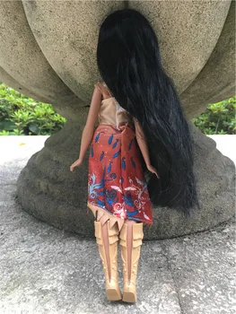 Disney Princess Royal Shimmer Pocahontas 10