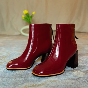 INS Kvinder ankel støvler, naturlig læder øvre 22-26CM Ko patent læder Europæiske og Amerikanske mode lynlås i ryggen dame sko