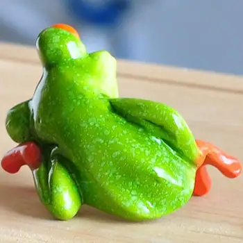 Selvklæbende Harpiks Frog Figurer Lille Frø Dekorativt Ornament Computer Mærkat for at Have Kontor Indretning Hylde Kabinet Skærm