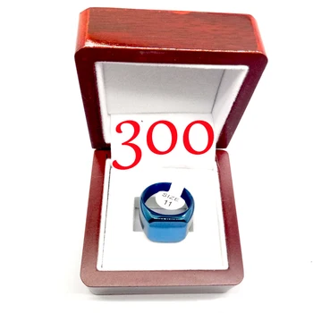 #300 1974 ring med display box