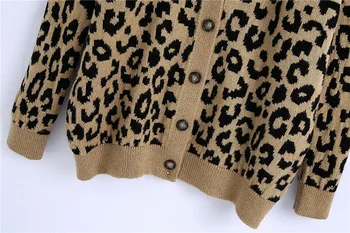Streetwear Kvinder V-Hals Leopard Trøjer 2020 Fashion Damer Knappen Strikket Frakke Vintage Kvindelige Smarte Løse Cardigans
