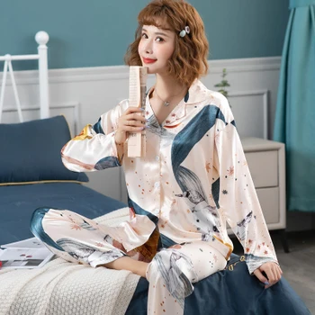 Nyeste Silke satin Pyjamas sæt til Kvinder Sød Tegneserie Pyjamas Kvinde Elegance lange Ærmer Homewear Damer Nattøj Sæt 2020 PJS