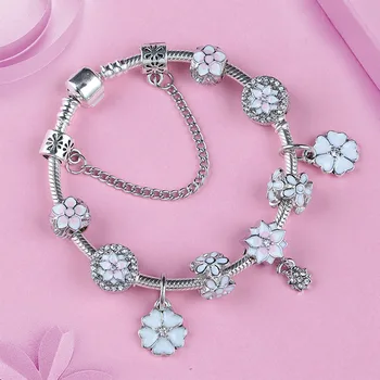 Euroean & American Trendy Emalje Blomst endant Charm Armbånd i Sølv Farve Diy Krystal Perle Kvinder, Armbånd & Øreringe