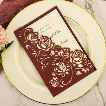 100pcs gratis fragt Laser Cut Burgundy Rose invitationer hule bryllup invitation kort til Bridal shower, fødselsdag sød part
