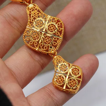 Dubai Indien Guld Farve Smykker Sæt Til Kvinder African Flower Halskæde Øreringe Party Bryllup Brude Tilbehør