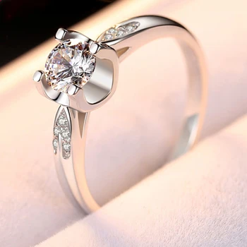 Luomansi U-formede fordybning 0.5 ct Moissanite Ring For Kvinder Massiv 925 Sterling Sølv Bryllup Band Smykker Gave