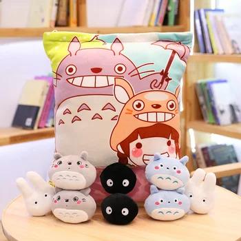 Kawaii plys Totoro pude en pose snack animal crossing bløde tøjdyr kreative dukke juguetes home decor sofa pude
