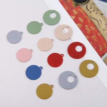 DIY håndlavede smykker tilbehør mat spray maling farve uregelmæssige geometriske hul runde vedhæng øreringe