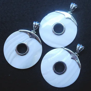1 STK hvid shell vedhæng perlemor med sølvfarvet metal-dele til kvinder halskæde gøre tilbehør 50mm størrelse