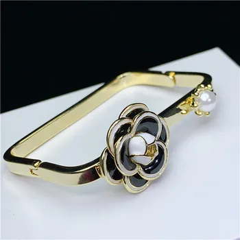 S25 Camellia blomster mærke brazaletes pulseras pulseiras acessorios para mulher smykker armbånd & armbånd til kvinder