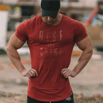 Sommeren Nye Mænd Toppe Fitnesscentre Trænings-og kortærmet T-shirt Afslappet Bomuld Print t-shirt Male Bodybuilding Workout t-Shirts Tøj