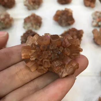 Naturlig Smuk Flowery Orange Aragonit Krystal Klynge Mineral Prøve