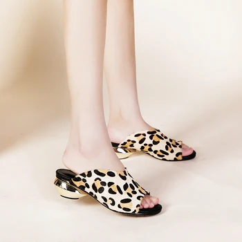 Sexede damer slipper ægte læder sommer sko kvinde sandaler lave hæle blandet farve sommeren dame sandaler størrelse 34-42