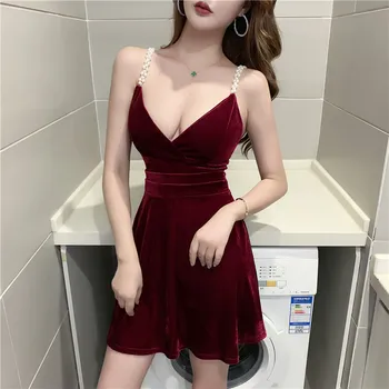 2021 sommeren nye koreanske version af taljen var tynd og sexet-V-hals low-cut backless pearl strop kjole kvinder