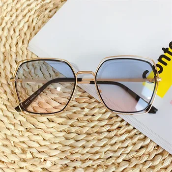 Yoovos Overdimensionerede Solbriller Kvinder 2021 Vintage Klassisk Kvinder Solbriller Luksus Brand Design Spejl Mode Oculos De Sol Gafas