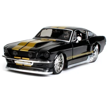 Maisto 1:24 1967 Ford Mustang GT Grå gul Muscle Car Diecast Model Bil Toy Ny I Æske Gratis Fragt