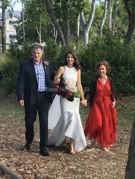Elegant Satin Havfrue brudekjoler 2021 Off Skulderen Høj Hals Ryg Uregelmæssig Nederdel Formelle Bride Wedding Kjoler Simpelt