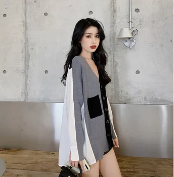 2020 foråret efteråret V-hals sweater nye langærmet cardigan koreanske forstand top Hong Kong smag retro falske to-stykke skjorte, sweater