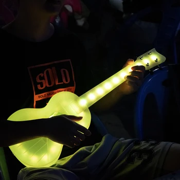 23 tommer Lysende UKulele Gennemsigtig Ukelele 4 String Bærbare Guitar Instrument for Børn Pick Strengeinstrumenter