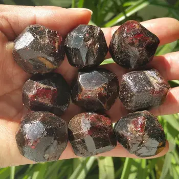 Naturlige hård sex Granat krystal sten, halvædelsten Rå Væltede sten