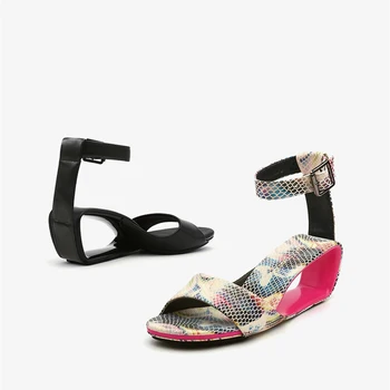 Blandede farver runde peep toe kvinder sandaler nye 6cm hule høj mærkelige hæle spænde remmen hyggelige kontor sommer sko HL264 MUYISEXI