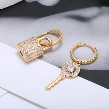 Ny Mode CZ Zircon Tast&Lock Hoop Øreringe Til Kvinder Asymmetri Rose Gold Sølvfarvede Små Hoops Kvindelige Luksus Ørering Smykker Gave
