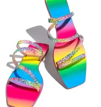 2020 Sommeren Kvinder Sandaler Diamanter Sandaler Lysende Regnbue Krystal Slip-On Skåret Ud Damer Flade Sandaler Udendørs Ferie Dias