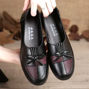 Læder flats med kvinder foråret efteråret loafers billige Rhinestone butterfly knowt kvindelige sko 2020