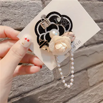 Luksus design camellia stof broche smykker perle kvast blomst brocher Til kvinde