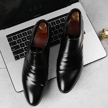 Merkmak 2020 ny virksomhed mænd Oxfords sko sæt fødder Sort Brun Mandlige Kontor Bryllup pegede mænd læder sko