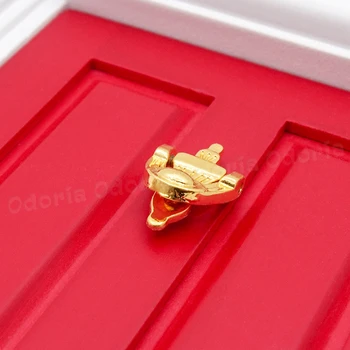 Odoria 1:12 Miniature Rød Fe Døren med Doorlock og Centrale Dukkehus Møbler Tilbehør